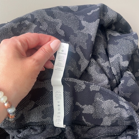 Lululemon Sz 6 Ready to Rulu Jogger in Heritage Camo Black Lunar Rock - Picture 10 of 16